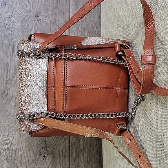 Womens Velez Brown Convertible Backpack Shoulder Bag Tote Purse - Picture 5 of 14